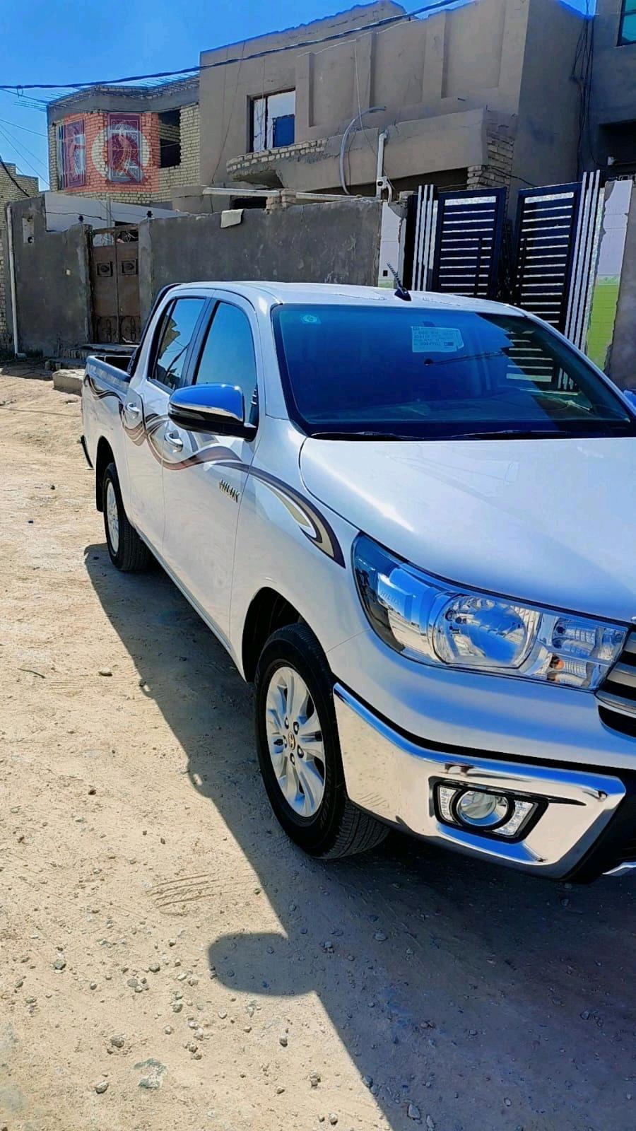 تويوتا هايلوكس